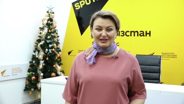 Как гости Sputnik Кыргызстан поздравили читателей с Новым годом. Видео - Sputnik Кыргызстан