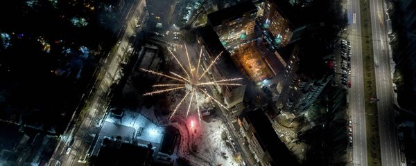 Новогодний салют в Бишкеке Новогодний салют в Бишкеке - Sputnik Кыргызстан