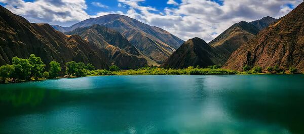 Такой природу Кыргызстана вы еще не видели — шикарное видео снял россиянин - Sputnik Кыргызстан