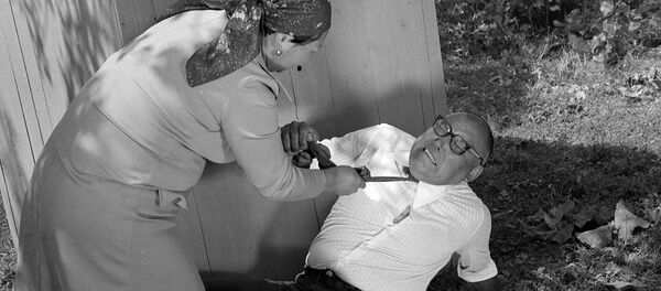 Актер, режиссер, төкмө акын, обончу, дастанчы Орозбек Кутманалиев - Sputnik Кыргызстан