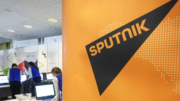 Логотип информационного агентства и радио Sputnik. Архивное фото - Sputnik Кыргызстан