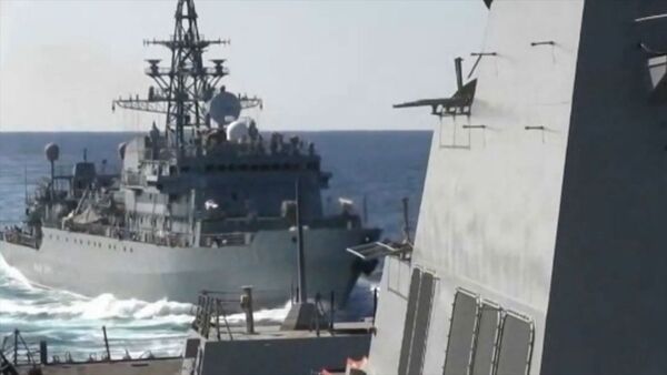 Военные корабли России и США в Аравийском море. Архивное фото - Sputnik Кыргызстан