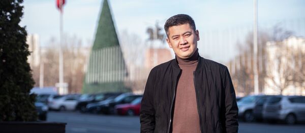 Преподаватель журналистики в Бишкекском гуманитарном университете Айболот Айдосов - Sputnik Кыргызстан