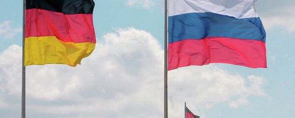 Флаги Германии и России Флаги Германии и России - Sputnik Кыргызстан