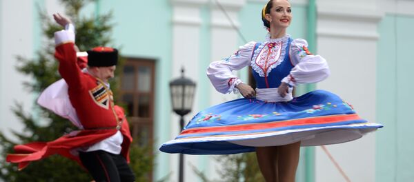 Участники фестиваля русского фольклора. Архивное фото - Sputnik Кыргызстан