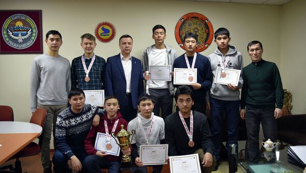 Успех кыргызстанских школьников на XVI Международной Жаутыковской Олимпиаде в Алматы - Sputnik Кыргызстан