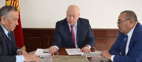 Топографическая рабочая группа Кыргызстана приступила к проработке вопросов о взаимообмене участками с Таджикистаном - Sputnik Кыргызстан