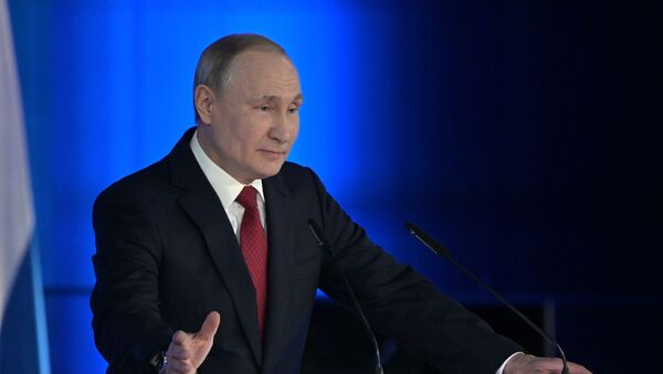 Ежегодное послание президента РФ В. Путина Федеральному Собранию - Sputnik Кыргызстан
