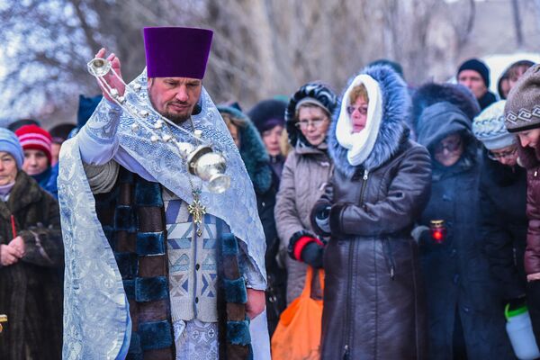 Празднование Крещения в Караколе - Sputnik Кыргызстан