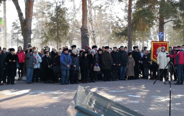 Бишкекте Ленинград блокадасын жарып өтүүнүн 77 жылдыгына арналган митинг-реквием болду - Sputnik Кыргызстан