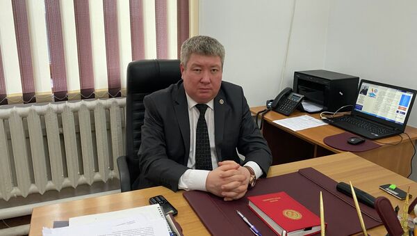Начальник Управления нотариата и апостилирования Министерства юстиции КР Урмат Акулуев - Sputnik Кыргызстан