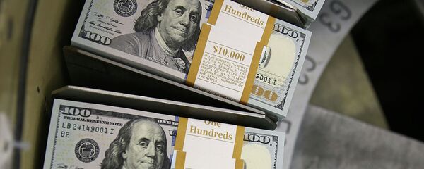 100 долларовые банкноты США. Архивное фото - Sputnik Кыргызстан