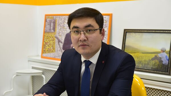 Глава департамента труда при министерстве труда и социального развития Махмуд Ойтемиров - Sputnik Кыргызстан