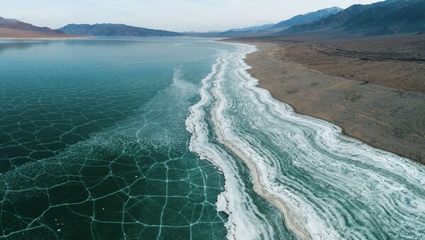 Замершее Орто-Токойское водохранилище в Кочкорском районе Нарынской области - Sputnik Кыргызстан