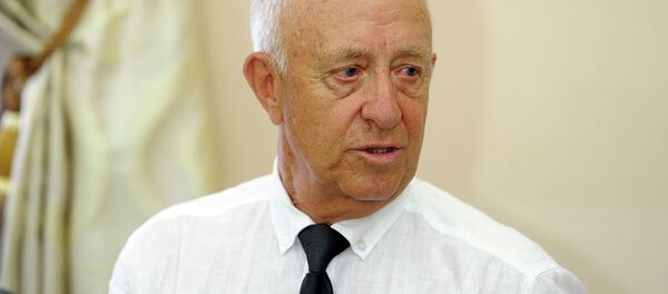 Заслуженный тренер Киргизской ССР по легкой атлетике Виктор Борисов. Архивное фото - Sputnik Кыргызстан