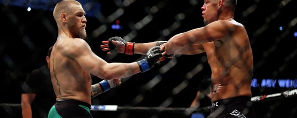 UFC 202 в Лас-Вегасе. Конор МакГрегор и Нейт Диас - Sputnik Кыргызстан