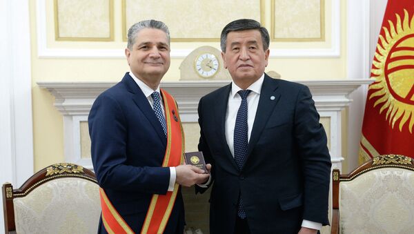 Президент КР Сооронбай Жээнбеков принял председателя ЕЭК Тиграна Саркисяна - Sputnik Кыргызстан