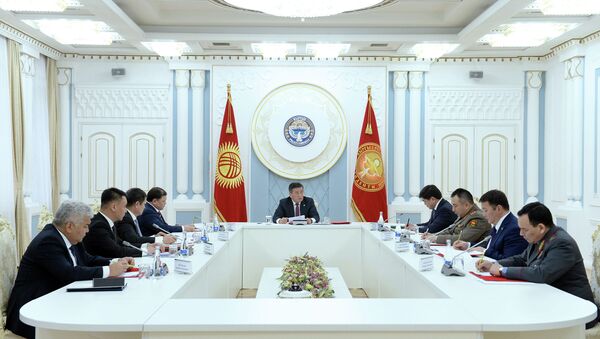 Расширенная рабочая встреча с президентом КР Сооронбаем Жээнбековым - Sputnik Кыргызстан