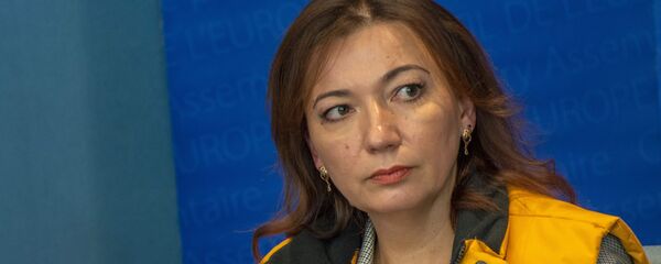 Глава Sputnik Эстония Елена Черышева во время пресс-конференции на полях сессии Парламентской ассамблеи Совета Европы - Sputnik Кыргызстан