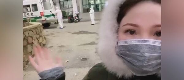 Ухань, чыда, кайрат кыл!. Кыргызстандык кыз вирус тараган жерден видео жөнөттү - Sputnik Кыргызстан