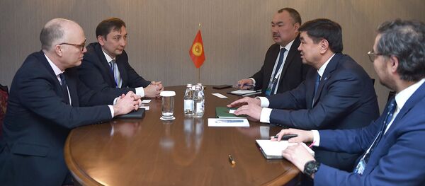 Рабочий визит премьер-министра Мухаммедкалыя Абылгазиева в Алматы - Sputnik Кыргызстан