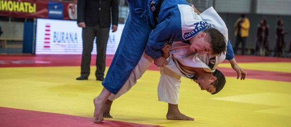 Дзюдочулар беттеш учурунда. Архив - Sputnik Кыргызстан