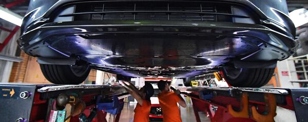 Автоунааны техникалык кароодон өткөрүү. Архив - Sputnik Кыргызстан