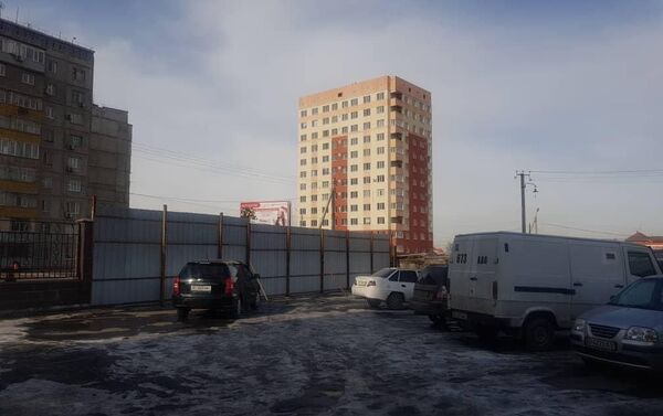 Мэрия Бишкека рассказала, какие незаконные объекты демонтировали в городе на прошлой и в начале текущей недели. - Sputnik Кыргызстан