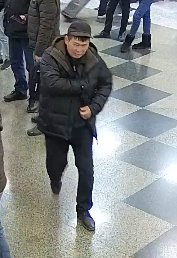 Табышып койгула! Аэропорттон уурулук кылды делген кишинин видеосу жарыяланды - Sputnik Кыргызстан