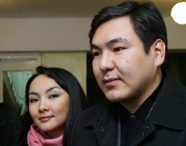 Нурсултан Назарбаевге күйөө бала болгон. Айдар Акаев тууралуу 7 факты - Sputnik Кыргызстан