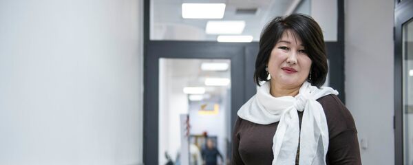 Госслужащая и переводчик Асель Мамадалиева - Sputnik Кыргызстан