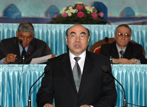 Жээнбеков уходит —  как в 61 год оставляли посты все президенты КР - Sputnik Кыргызстан