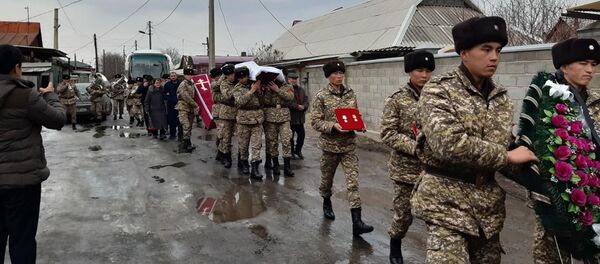 Похороны ветерана Великой Отечественной войны Семена Клименко Похороны ветерана Великой Отечественной войны Семена Клименко - Sputnik Кыргызстан