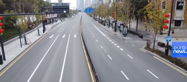 Ухань, где родился коронавирус, сняли с дрона — видео Ухань, где родился коронавирус, сняли с дрона — видео - Sputnik Кыргызстан