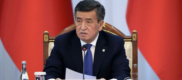 Президент Кыргызстана Сооронбай Жээнбеков на втором заседании Комитета по развитию промышленности и предпринимательства при Национальном Совете по устойчивому развитию КР - Sputnik Кыргызстан