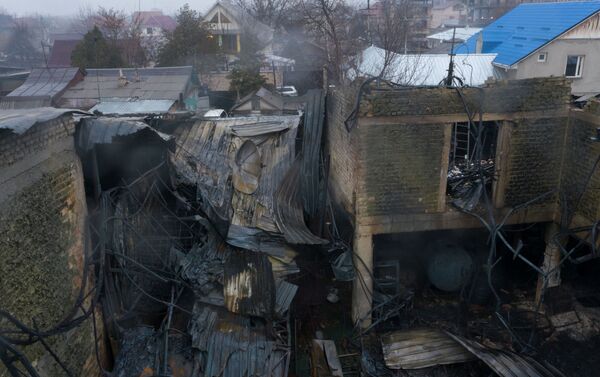 Пожар начался 12 февраля примерно в 20:40 - Sputnik Кыргызстан