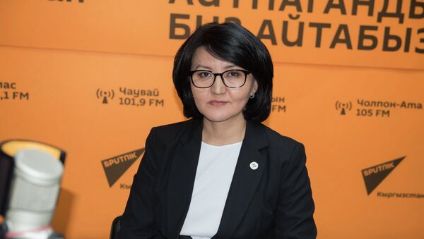 Улуттук банктын расмий өкүлү Аида Карабаева. Архив - Sputnik Кыргызстан
