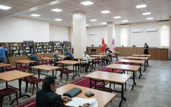 Открытие Центра стало возможным благодаря многолетнему сотрудничеству Посольства России и Представительства Россотрудничества с Национальной библиотекой Кыргызстана. - Sputnik Кыргызстан
