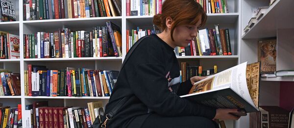 Открытие модернизированной библиотеки в Новосибирской области Открытие модернизированной библиотеки в Новосибирской области - Sputnik Кыргызстан