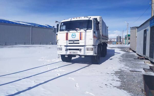 Кыргызстан Кытайга 7 тонна гуманитардык жардам жөнөттү - Sputnik Кыргызстан
