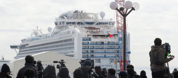 Снятие карантина круизного лайнера Diamond Princess в Йокогаме Снятие карантина круизного лайнера Diamond Princess в Йокогаме - Sputnik Кыргызстан