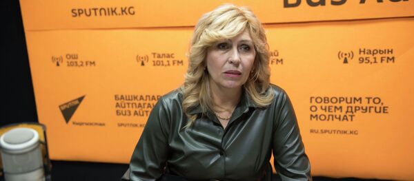 Завотделением множественной лекарственной устойчивости Национального центра фтизиатрии Елена Жданова Завотделением множественной лекарственной устойчивости Национального центра фтизиатрии Елена Жданова - Sputnik Кыргызстан
