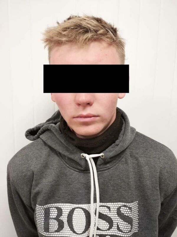 В Бишкеке парень с оружием ворвался в маркет и убежал, увидев охранника. Фото - Sputnik Кыргызстан