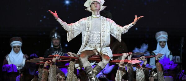 Президент РФ В. Путин и президент Киргизии С. Жээнбеков приняли участие в церемония открытия перекрестного Года России и Киргизии - Sputnik Кыргызстан