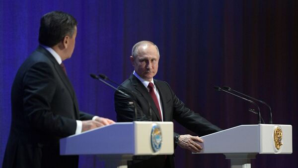 Президент РФ В. Путин и президент Кыргызстана С. Жээнбеков приняли участие в церемония открытия перекрестного Года России и Кыргызстана - Sputnik Кыргызстан