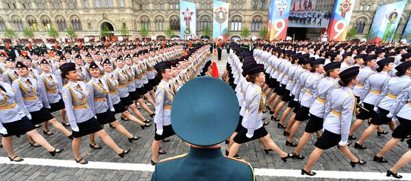 Военный парад, посвящённый 74-й годовщине Победы в Великой Отечественной войне Военный парад, посвящённый 74-й годовщине Победы в Великой Отечественной войне - Sputnik Кыргызстан