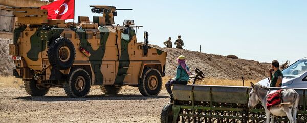 Патрулирование турецких военных машин вместе с американскими военными - Sputnik Кыргызстан
