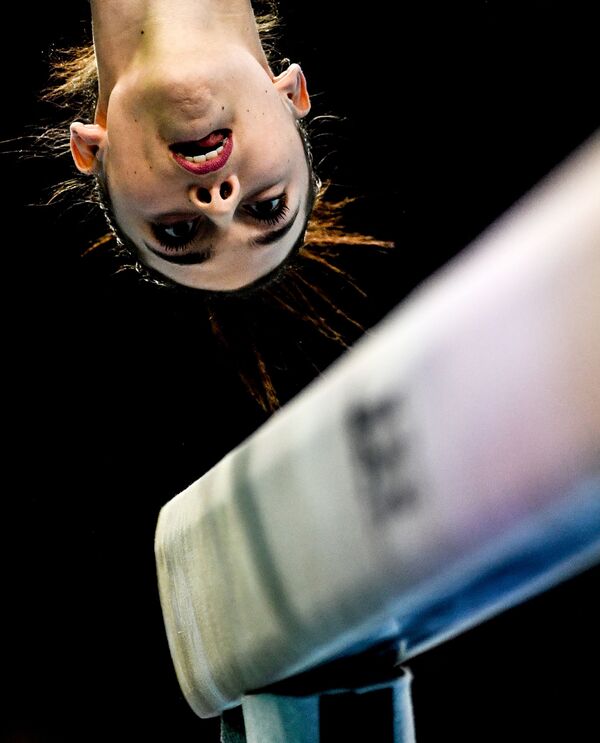 Итальянская гимнастка Джорджия Вилла на соревнованиях в Польше  - Sputnik Кыргызстан