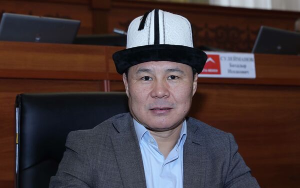 Депутат ЖК Тазабек Икрамов - Sputnik Кыргызстан