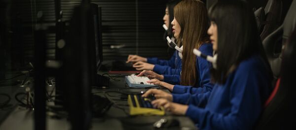 Киберспортсменки во время соревнований. Архивное фото - Sputnik Кыргызстан